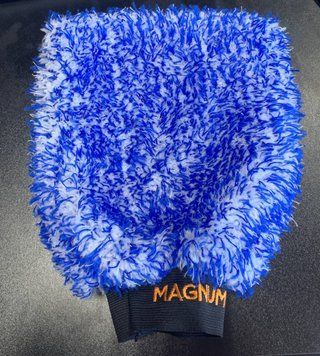 Рукавиця з коротким ворсом мікрофіброва для миття, блакитна Magnum